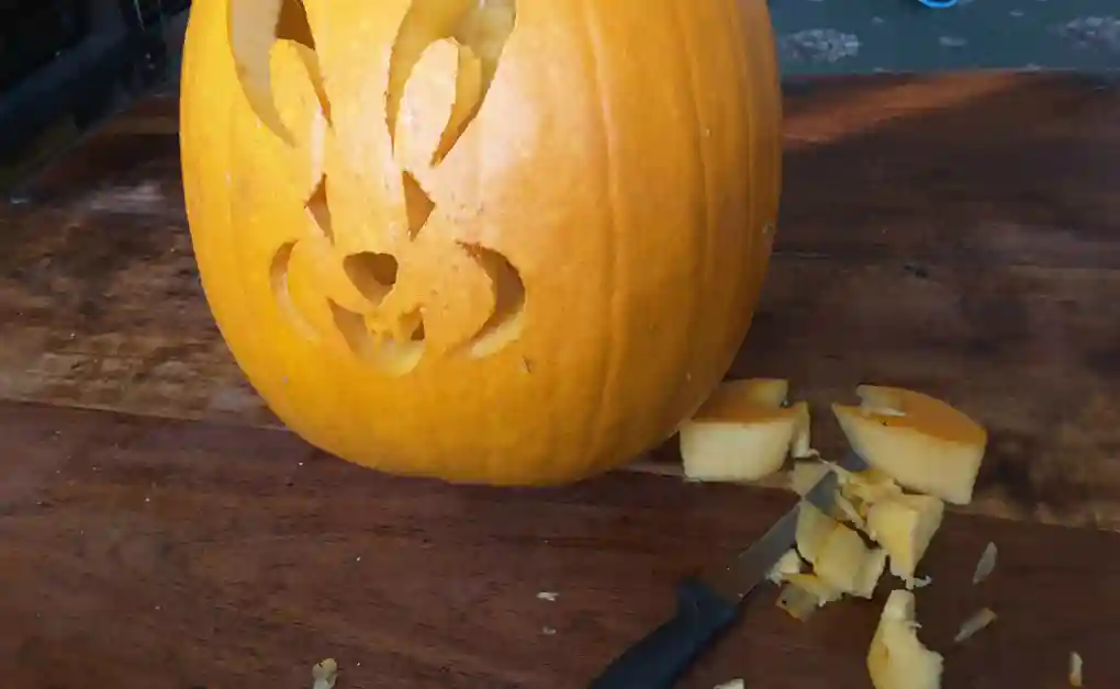 halloween bunny pumpkin carving knife